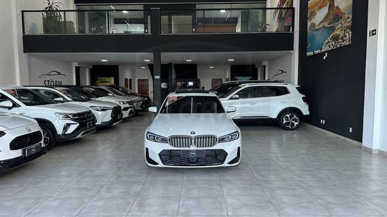 BMW 320i 2.0 16V TURBO FLEX M SPORT AUTOMÁTICO BMW 320i 2.0 16V TURBO FLEX M SPORT AUTOMÁTICO